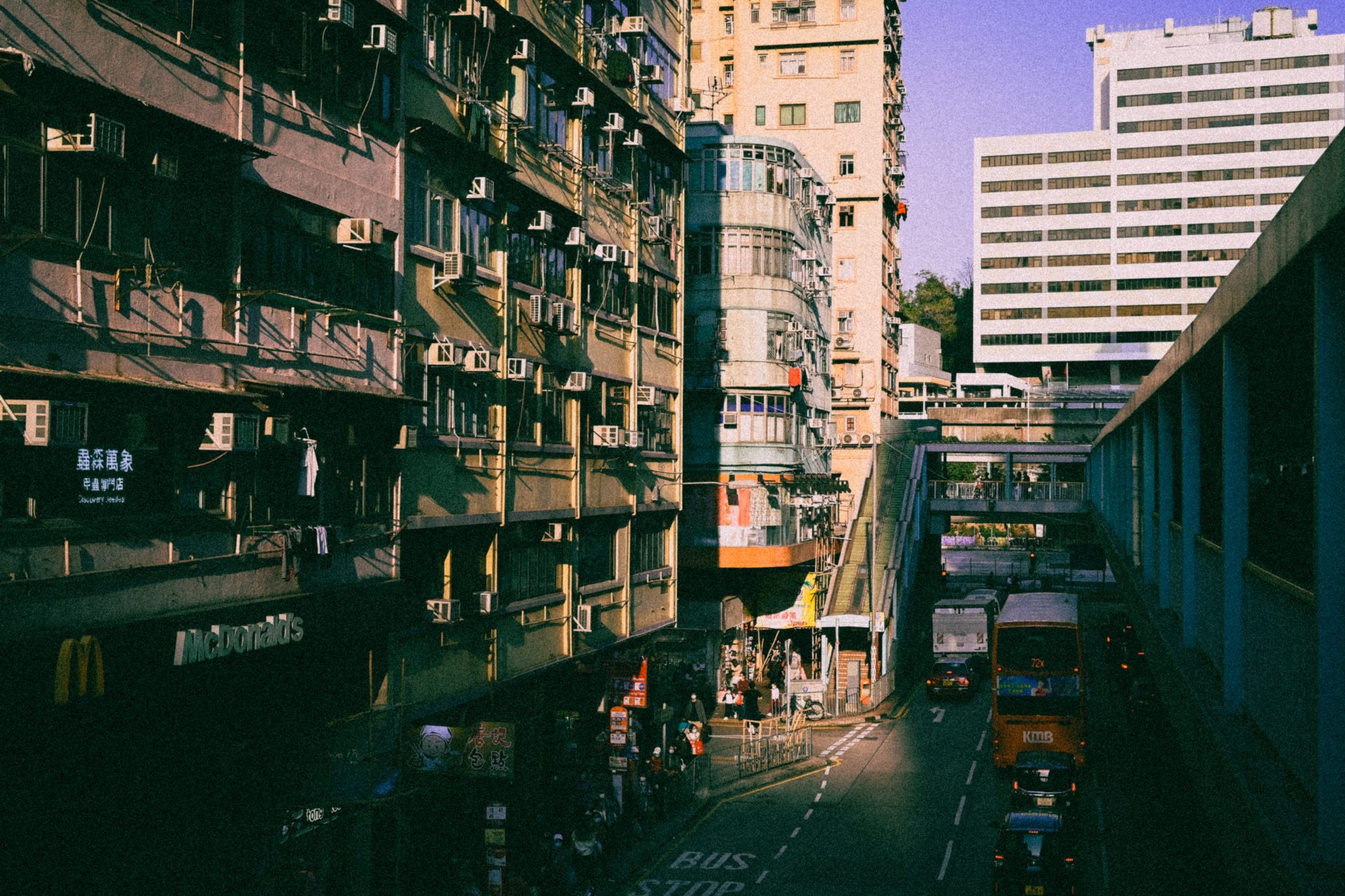 Discover the Best Neighborhoods to Stay in Hong Kong Viaggio With Me